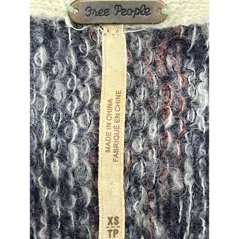 Free People Womens Be The One Wool Fringe Aztec Cowl Neck Sweater Poncho XS - Picture 4 of 8